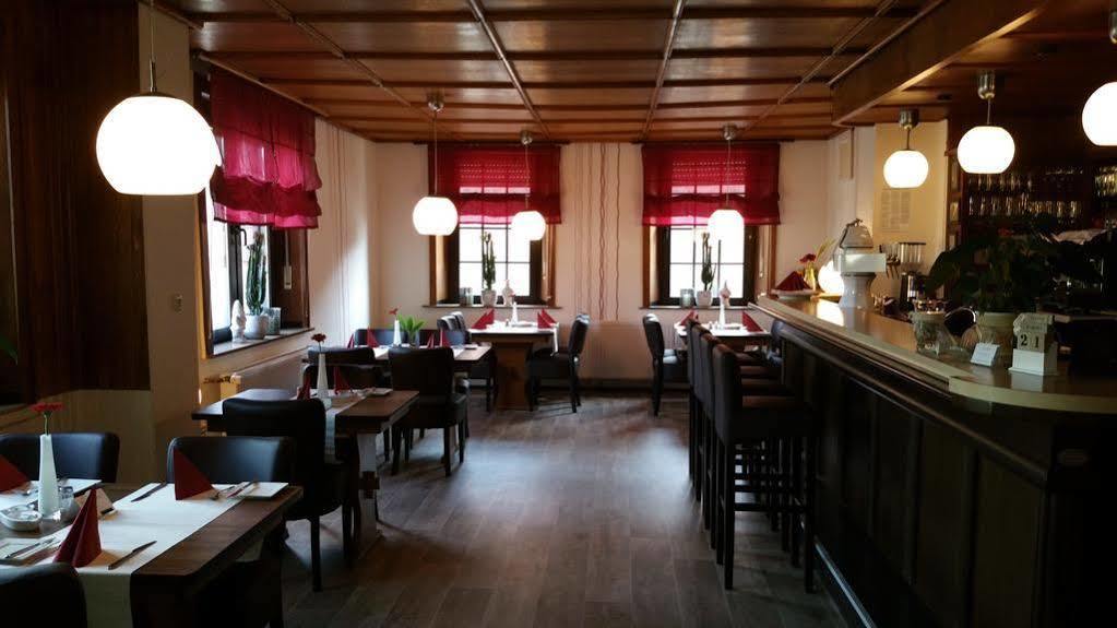 Hotel Restaurant Lenhsen Elmpt Exterior photo